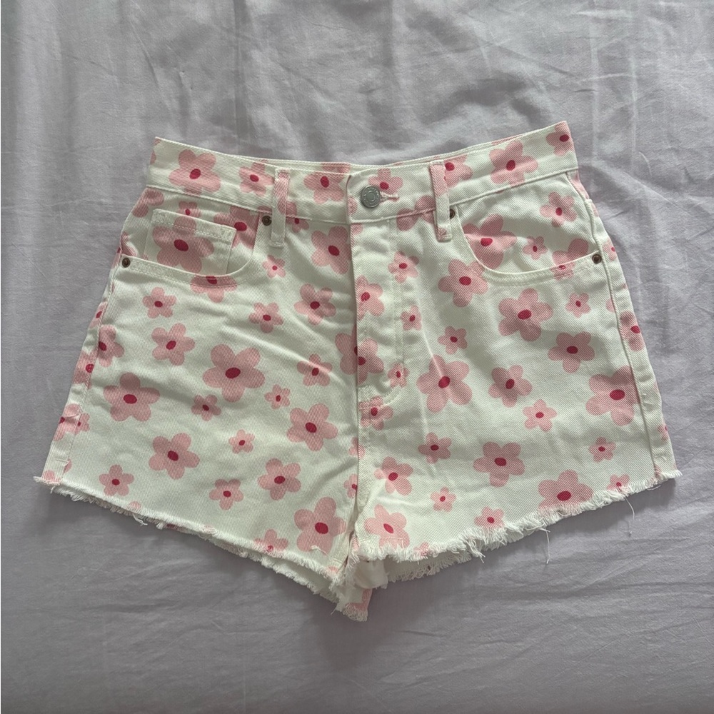PacSun Vintage High Rise White Denim Pink Floral Short